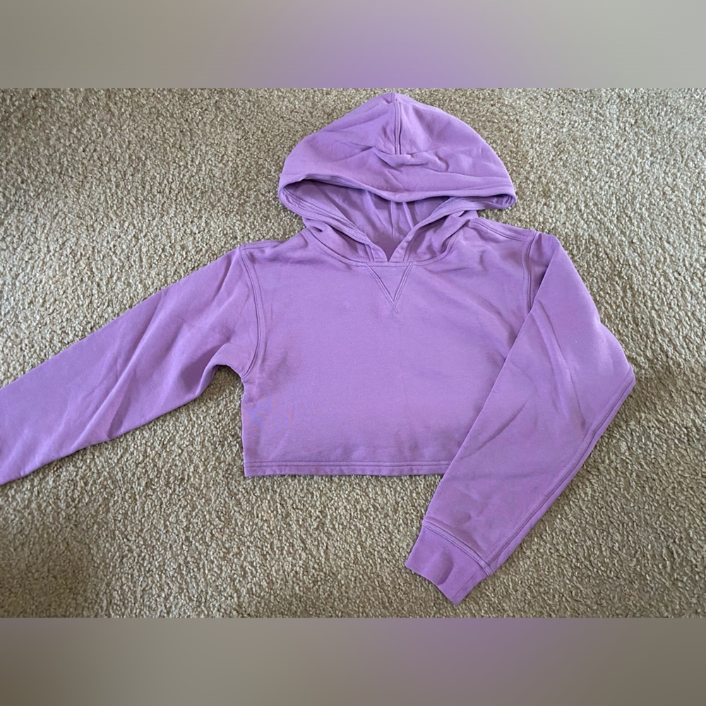 NWOT Lululemon All Yours Cropped Hoodie
Wisteria Purple - Picture 4 of 7